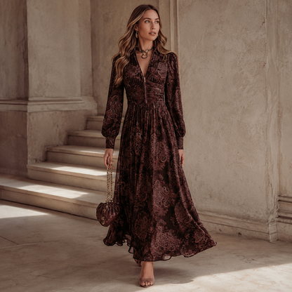 Ariane™ | Vestido maxi con estampado paisley y realce en la cintura